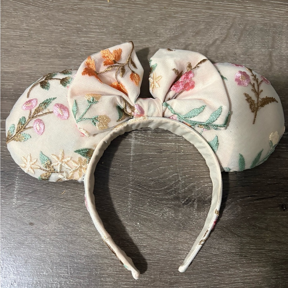 Floral Embroidered Cream Mouse Ear Headband
